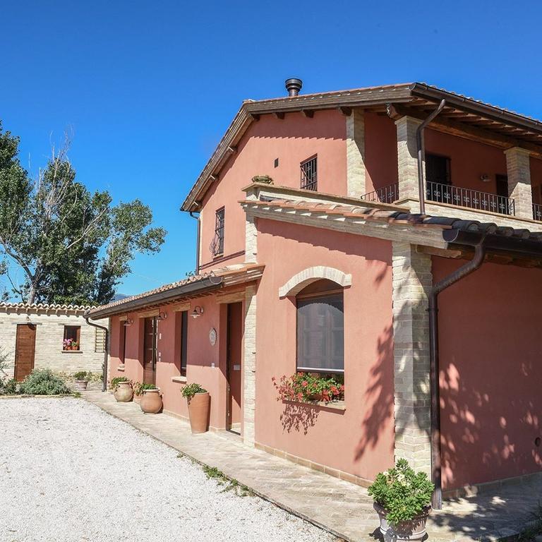 La Casa Dei Tigli Bed & Breakfast Cannara Eksteriør bilde